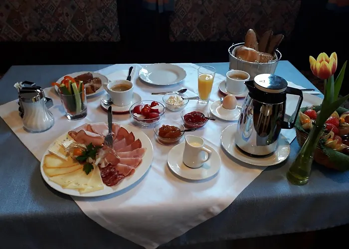 Gasthof-pension Sandwirt Gasthof